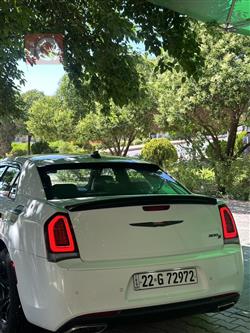 کرایسلەر 300